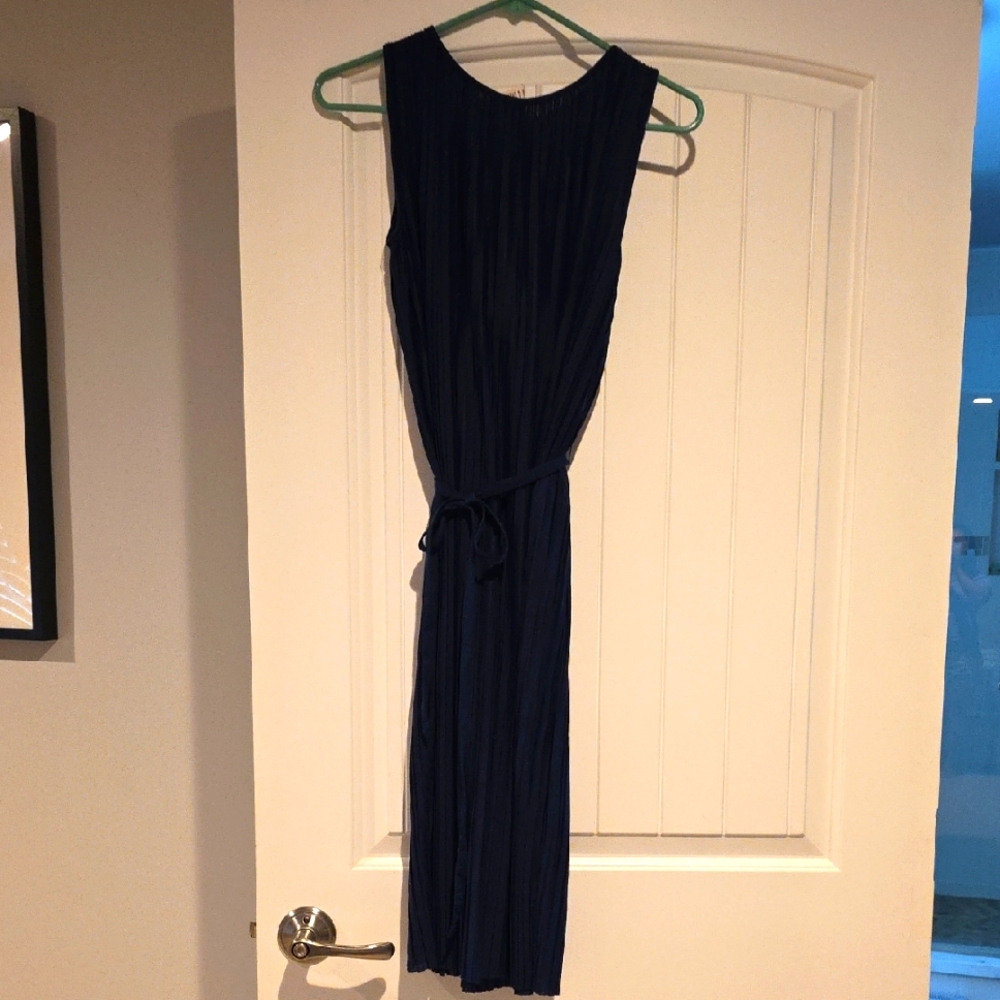 Uniqlo Navy Pleated Jersey Sleeveless Dress